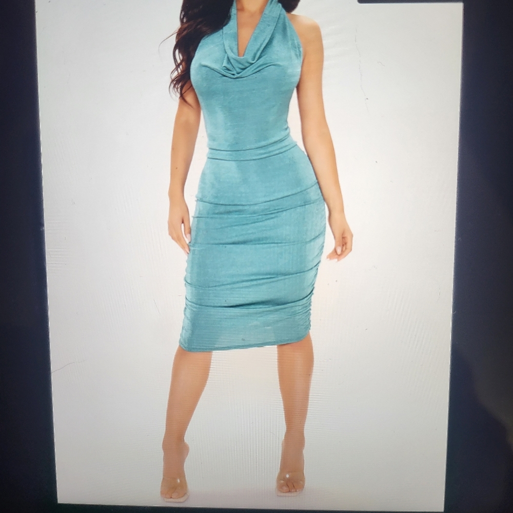 Ladies midi dress small